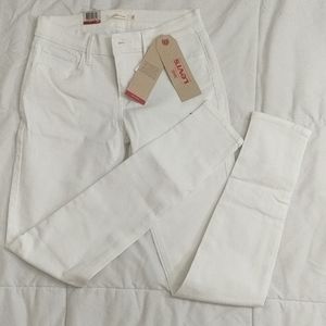 Levi's 710 Super Skinny White Jeans 27x30